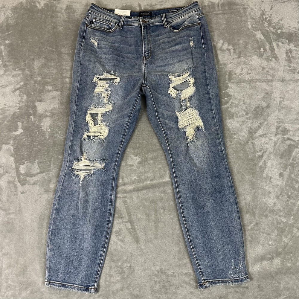 Judy Blue Jeans Womens 15/32 Blue Boyfriend Fit Distressed Stretch Denim